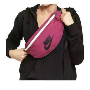 NIKE Sportswear Heritage Hip Pack Gym Sack Bag Running Waist Bag True